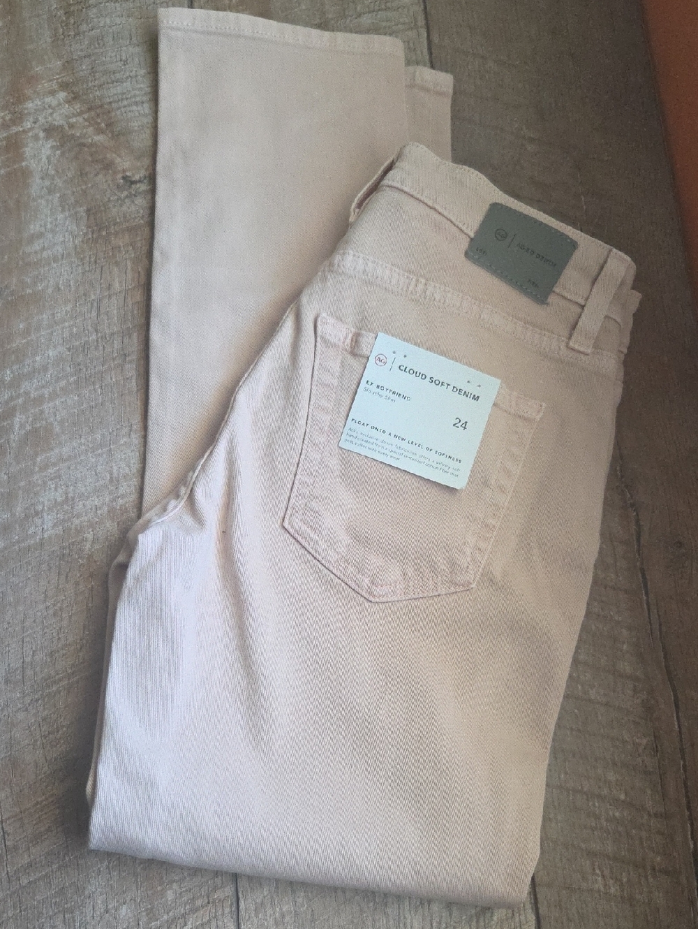 AG Jeans Ex Boyfriend Sloucy Slim Jeans - 5 YEARS - Picture 2 of 14